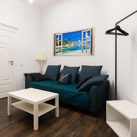 Uroczy Apartament Loretanska Leilighet Krasków Eksteriør bilde