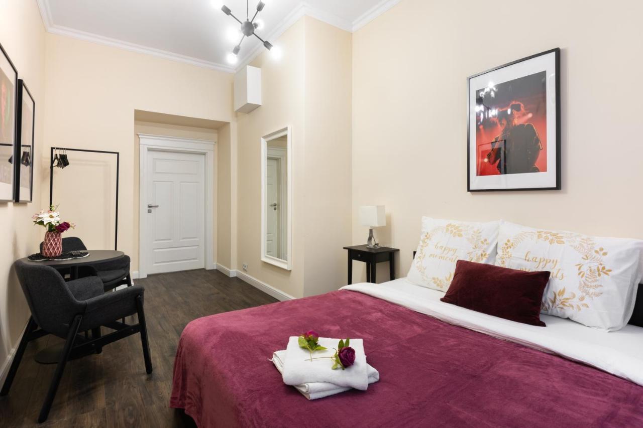 Uroczy Apartament Loretanska Leilighet Krasków Eksteriør bilde